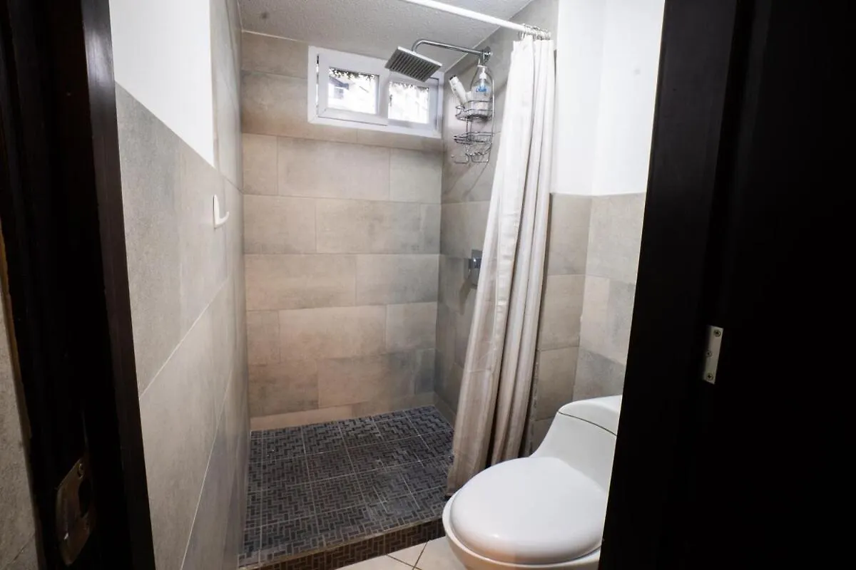 דירה גואטמלה Cozy Apt With Terrace In Zone 4